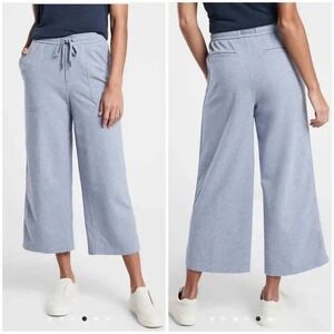 Athleta Farallon Heathered Blue Wide Crop Pants Commute Travel Womens Size 4